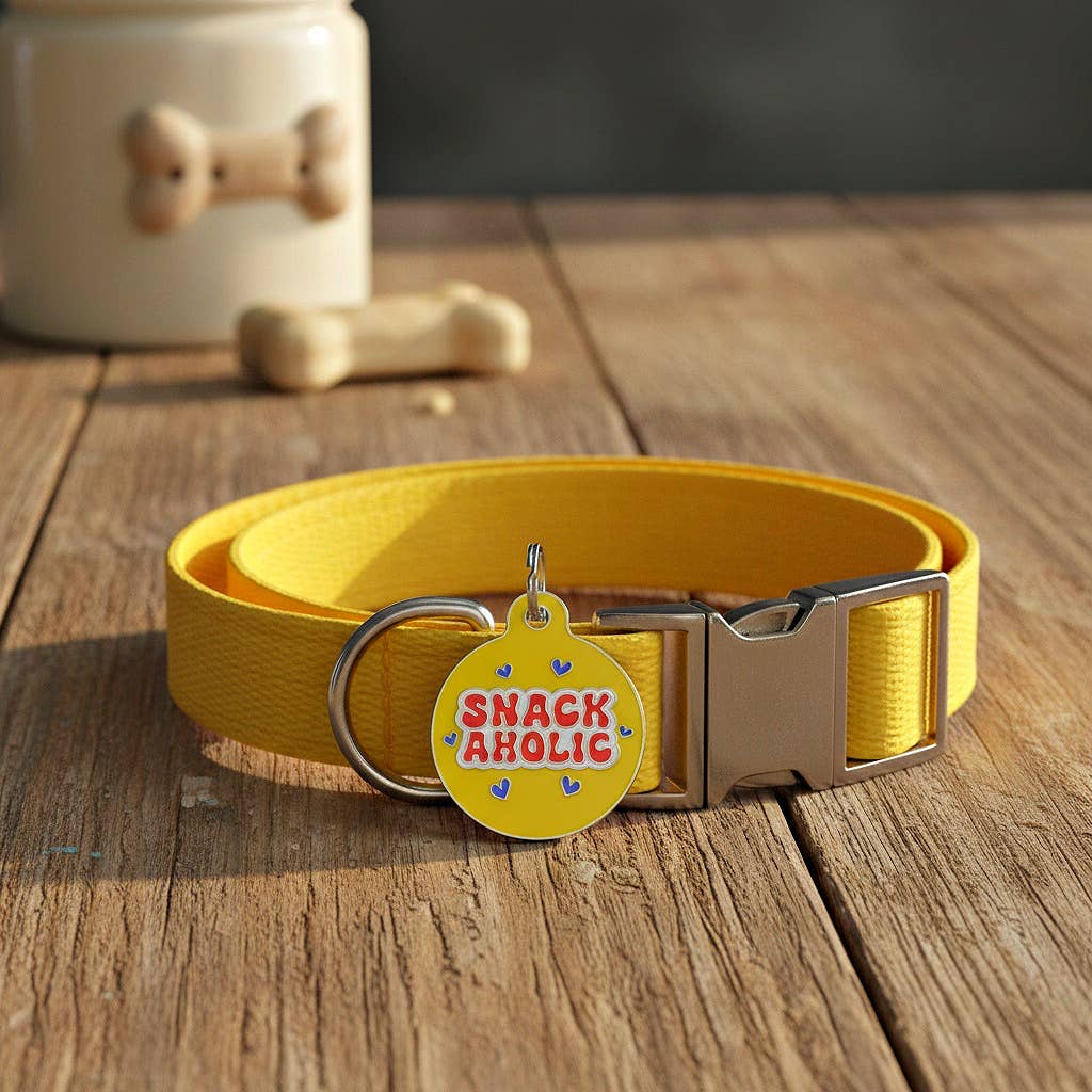 Snackaholic Collar Tag
