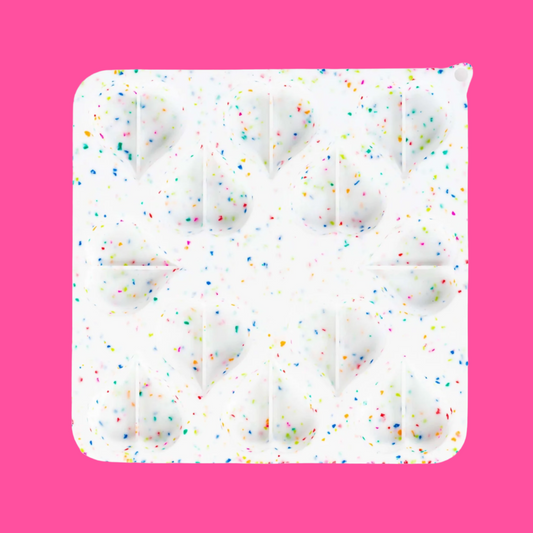 GET IN MAH BELLY PET TREAT MOLD